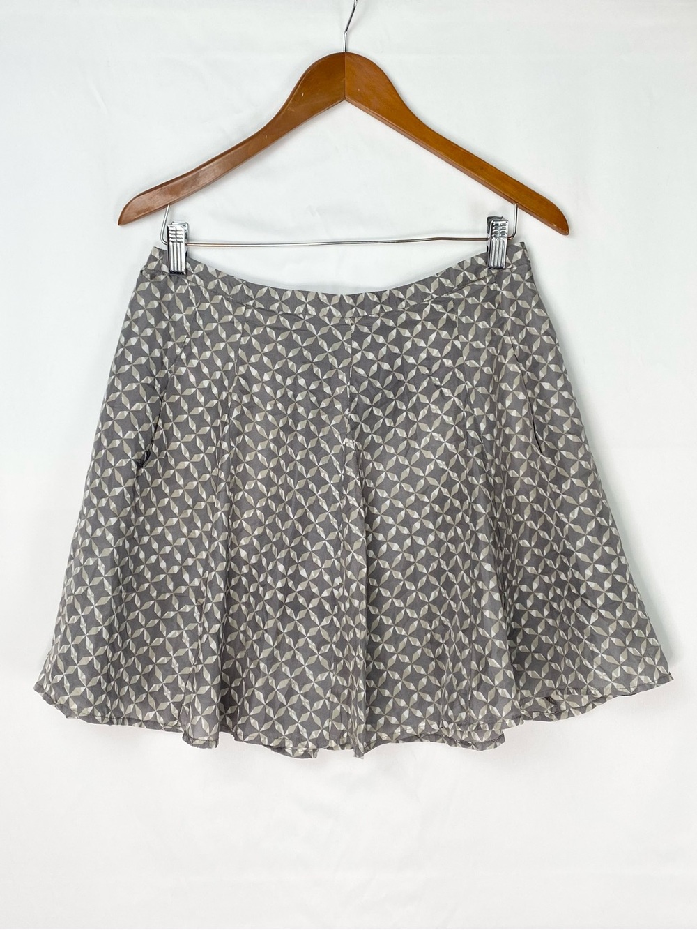 Y2K Silk Refresh Skirt Geometric Mini Skirt Gray Streetwear Grunge